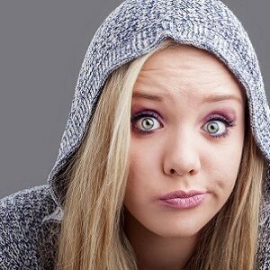 مقایسه ارزیابی‌ها و نگرش‌ها نسبت به بیماری