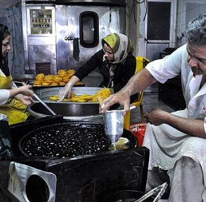 رابطه بین عملکرد خانواده و عملکرد اقتصادی