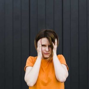 مقایسه کارکردهای اجرایی بیماران